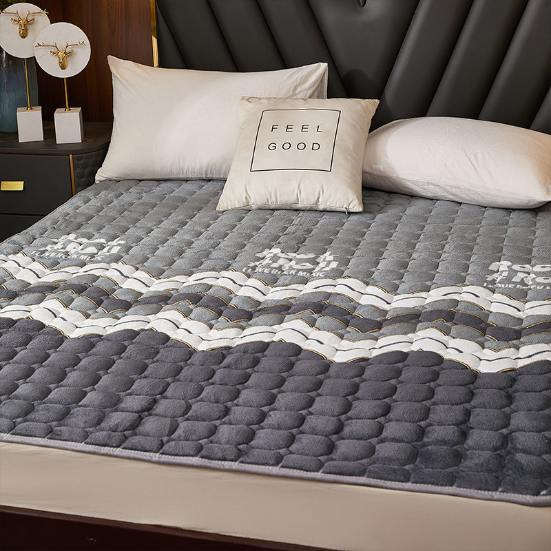 Flannel mattress bedding Coral Suede Bedding Students Dorm Room All Season Universal Thin with summer nap Milk Flannel