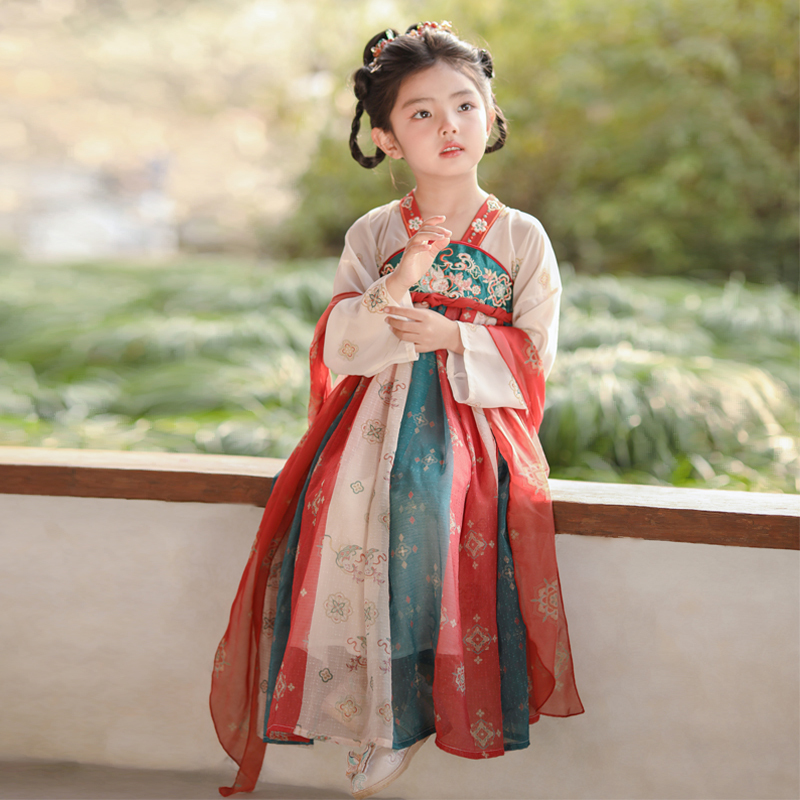 Hanfu for Girls, Spring and Summer 2026 New Style, High-End Embroidered Traditional Chinese Dress, Children's Performance Dress with Chinese Style