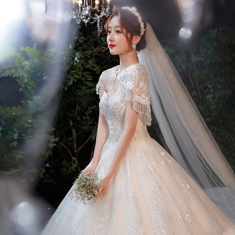 Straight shoulder main light wedding dresses 2022 new brides brief retro senior senses female little lavish rework