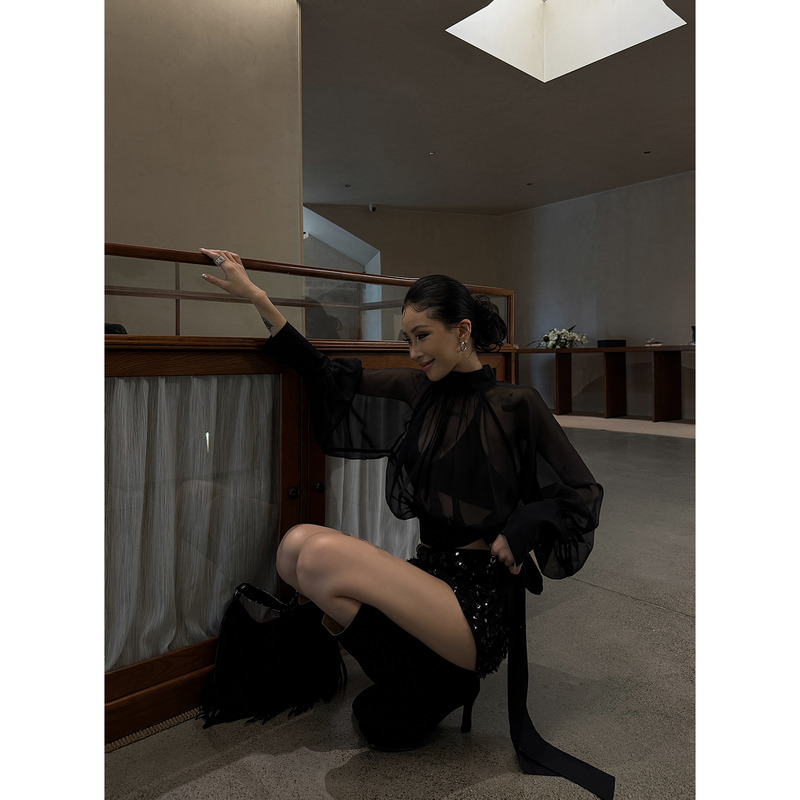 Stylmw Jingzi Sexy Semi-Sheer Lace Top for Women, New Summer Style, Unique Design, Fashionable Top
