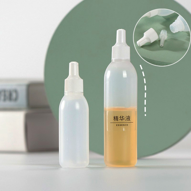 2026 Japan Imported New Mini Pointed Nozzle Bottle for Toner and Essential Oil, Squeeze-Type Soft Tube Dispensing Bottle