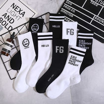 8 pairs of middle tube socks womens long tube ins black and white aj tide socks letter FG two bars skateboard couple sports socks men