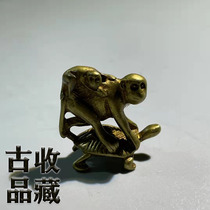 Ancient Play Antique Bronze Ware Chore Collection Clear Brass Pure Bronze Solid Bronze Sculpted Tortoise Monkey Back Monkey Small Pendulum Tea Darling