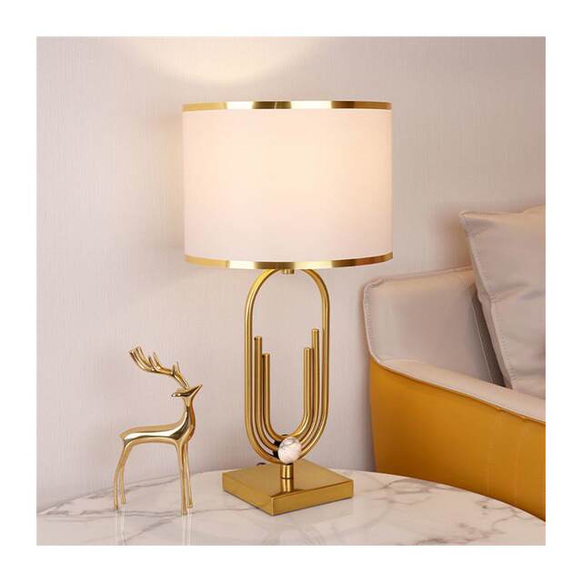 2025 New Model Light Luxury Bedroom Bedside Lamp, European-Style Luxurious Touch-Sensitive Bedside Counter Lamp for Living Room, American High-End Feel