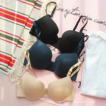 Simple same women C sexy underwear Big Cup front buckle glossy bra gathered in Europe and America no trace pure color Cup