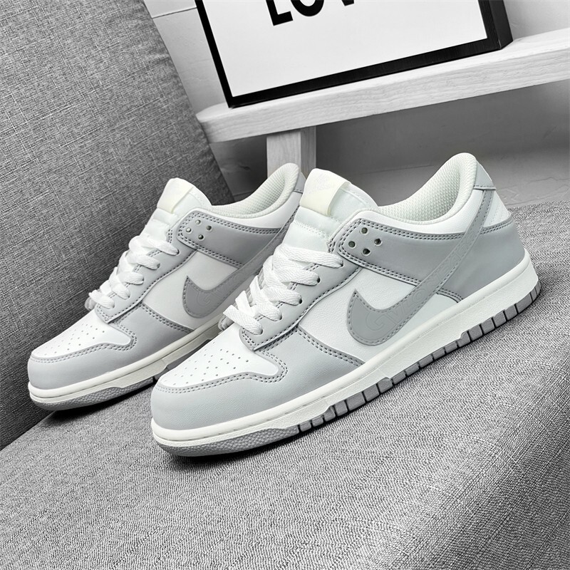 Aj Men's Shoes Dunk White and Gray Sneakers New Year of the Horse Limited Edition Aj1Low Low-Top Casual Sports Shoes Couple Women's Shoes