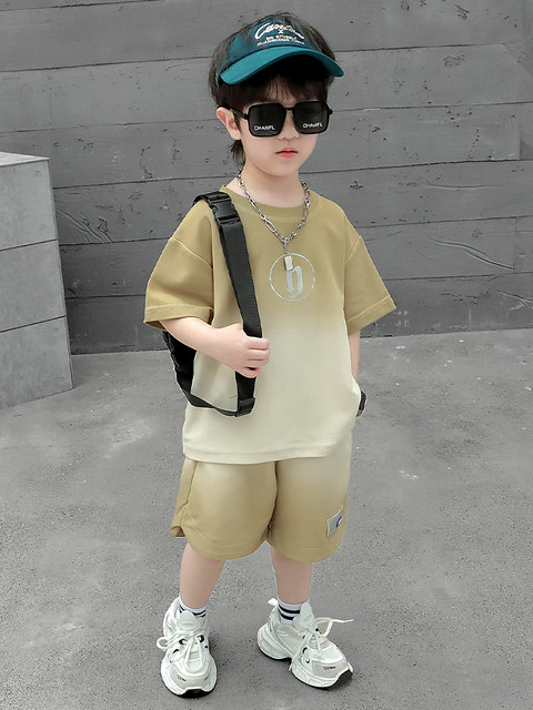 Boys' Summer Sports Suit 2024 New Style Handsome Little Boy Short-Sleeved Two-Piece Set Summer Kidsren's Fashionable Clothes
