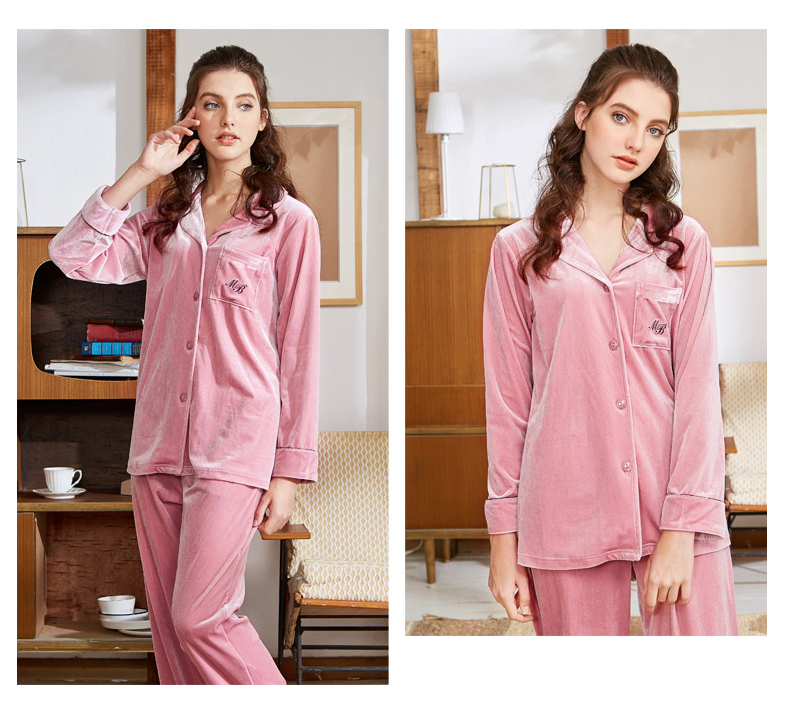 Tiêu chuẩn Mỹ mùa thu và mùa đông mới vàng nhung ấm áp đồ ngủ hai mảnh phù hợp với thêu mềm có thể được mặc bên ngoài dịch vụ nhà đồ pijama nữ