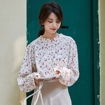 Fall new style Loose Breaking Flowers Shirt 2021 Womens Retro Little Crowd Design Sensation Printed Blouse fashion womens clothing