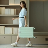 Кенгуру, универсальный прочный синий чемодан