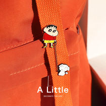 A Little small new white brooch cute Japanese men and women personality metal badge pin clothes decoration tide