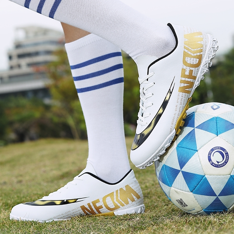 Niketon Messi large size football shoes boy C Ronaldo teenager female broken nail middle school growth nail non-slip training shoes 9