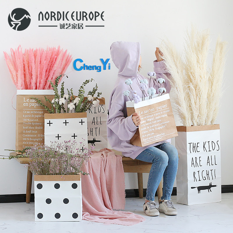 Nordic style ins English kraft paper cashier bag paper bag sub-home debris dry flower decoration photo swing piece