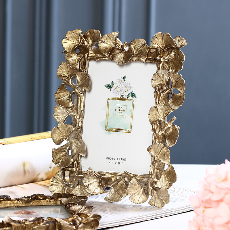 Nordic Wind Creative Wedding Dress Photos 6 Inch Photo Frame Pendulum Table Creative American Resin Bedroom Rooms Soft Decorations Hem Pieces