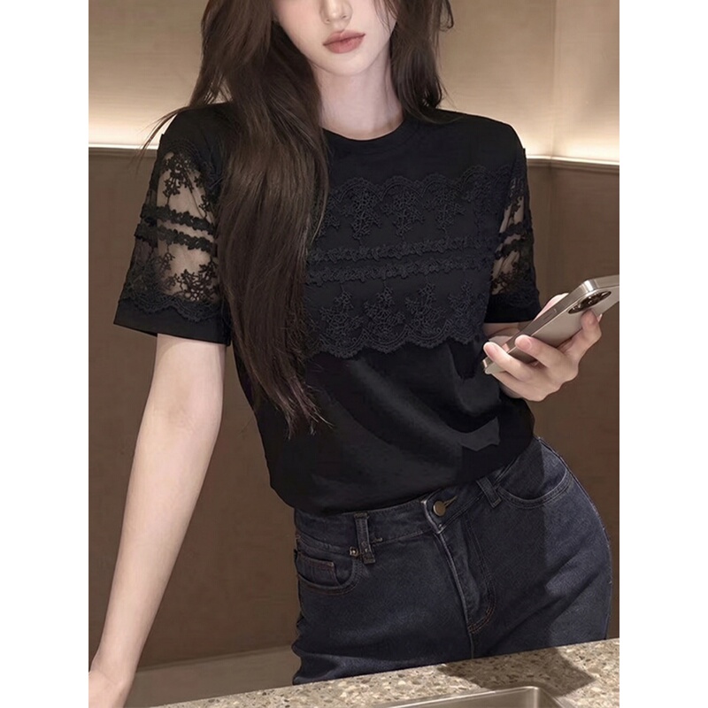 Black Short-Sleeved T-Shirt for Women, Summer 2026 New Fashion Design, Lace Splicing, Hollow Breathable Pullover Top Black Short-Sleeved T-Shirt for Women, Summer 2026 New Fashion Design, Lace Splicing, Hollow Breathable Pullover Top