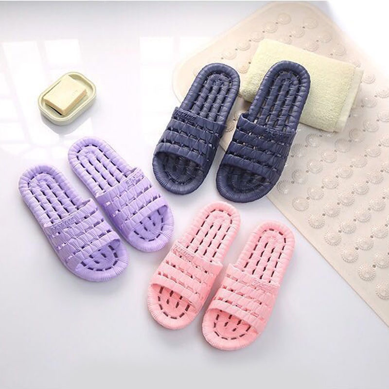 Powder room hollow hole leaking drag male quick-drying non-slip bath hall sauna slippers cheap and cheap