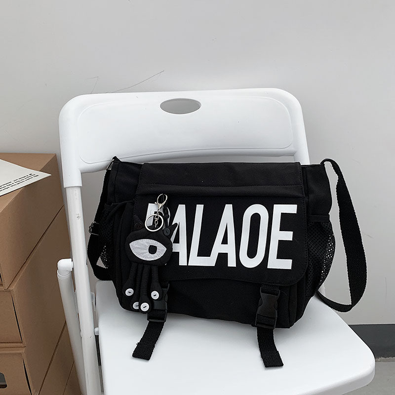 Postman Bag Slanted Satchel 2022 Men's tooling Package Japanese students large capacity Leisure personality satchel women's single shoulder bag