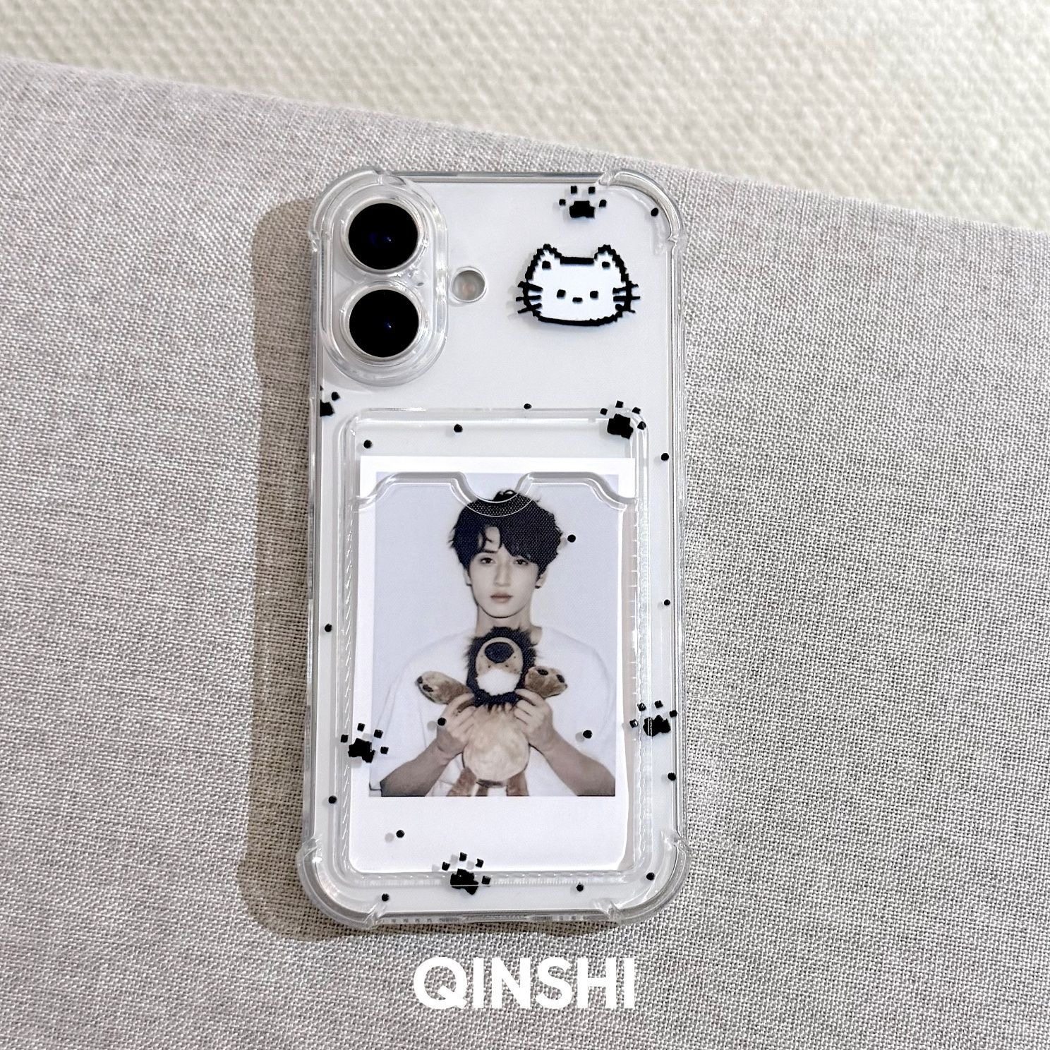 Pixel Kitten Card Holder Can Hold Polaroid Photos, Suitable for Apple 17/16 Pro Max Phone Case, 15/13 Soft Rubber, 11 Full Coverage, X/Xs Anti-Drop Airbag, Star-Chasing