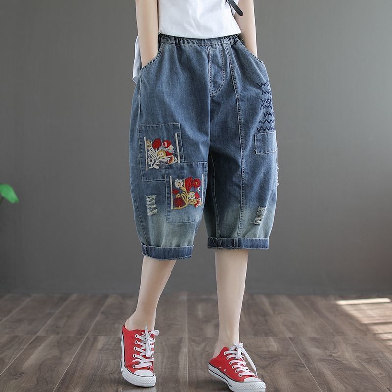Plus-Size Harem Denim Shorts for Women, High-Waisted, Cropped Pants, Loose Fit, Slimming, Vintage Embroidered Ripped Wide-Leg Pants for Women, Trendy