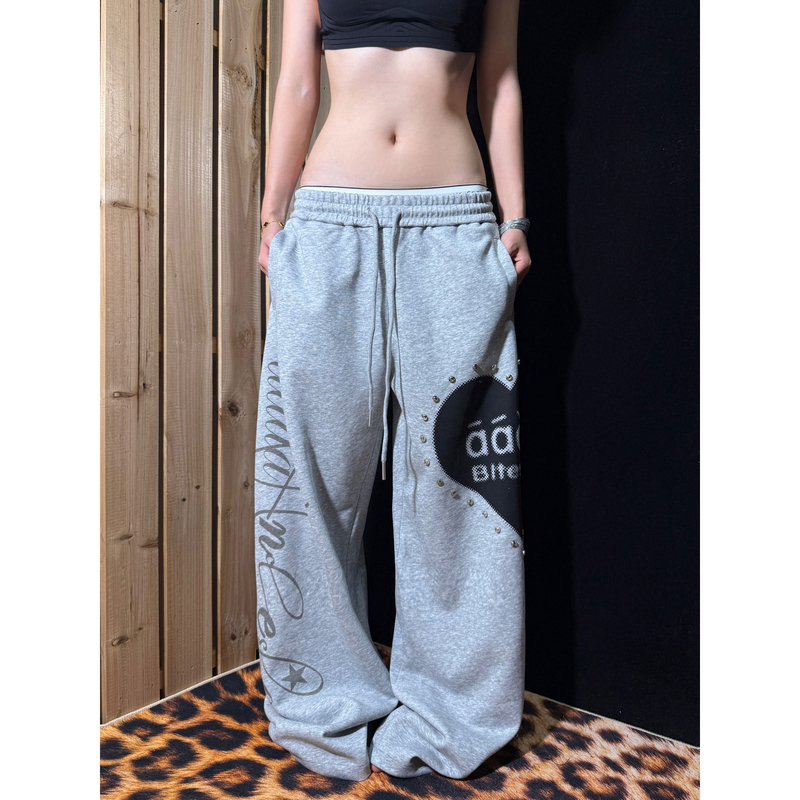 Avickk'Heartbeat' American-Style Sweet and Cool Spicy Girl Letter Heart Print Wide-Leg Sweatpants Joggers