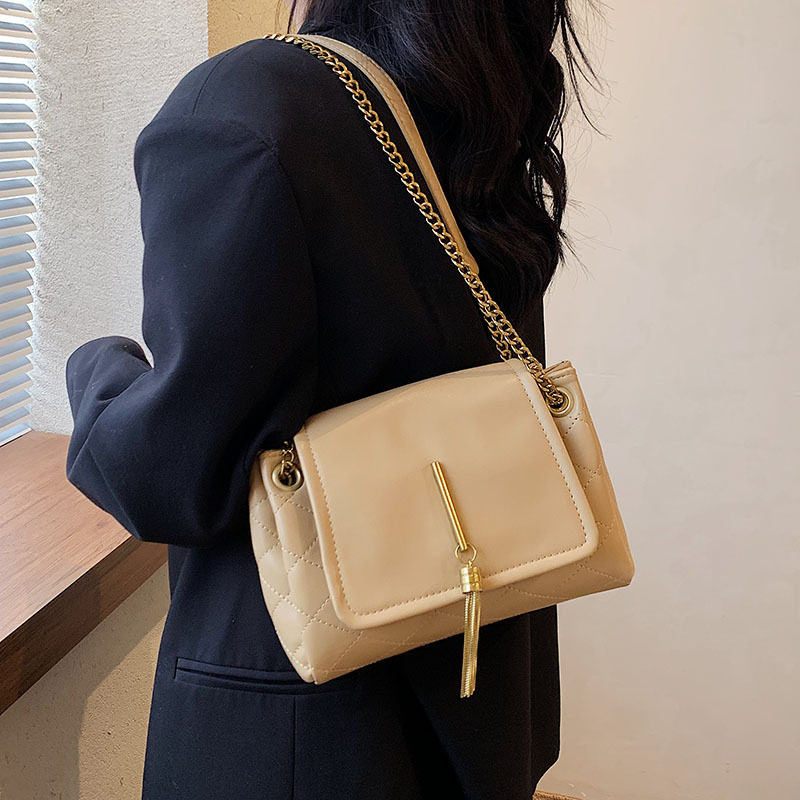 Douyin master hot style boutique recommendation good goods carefully selected pet retro all-match fashion women's bag shoulder Messenger bag