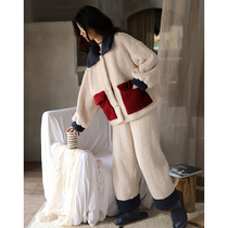 Coral Suede Pajamas Woman Winter Thicken Plus Suede Lamb Suede Adorable Home Conserved Autumn Winter Style Flannel Two Suits