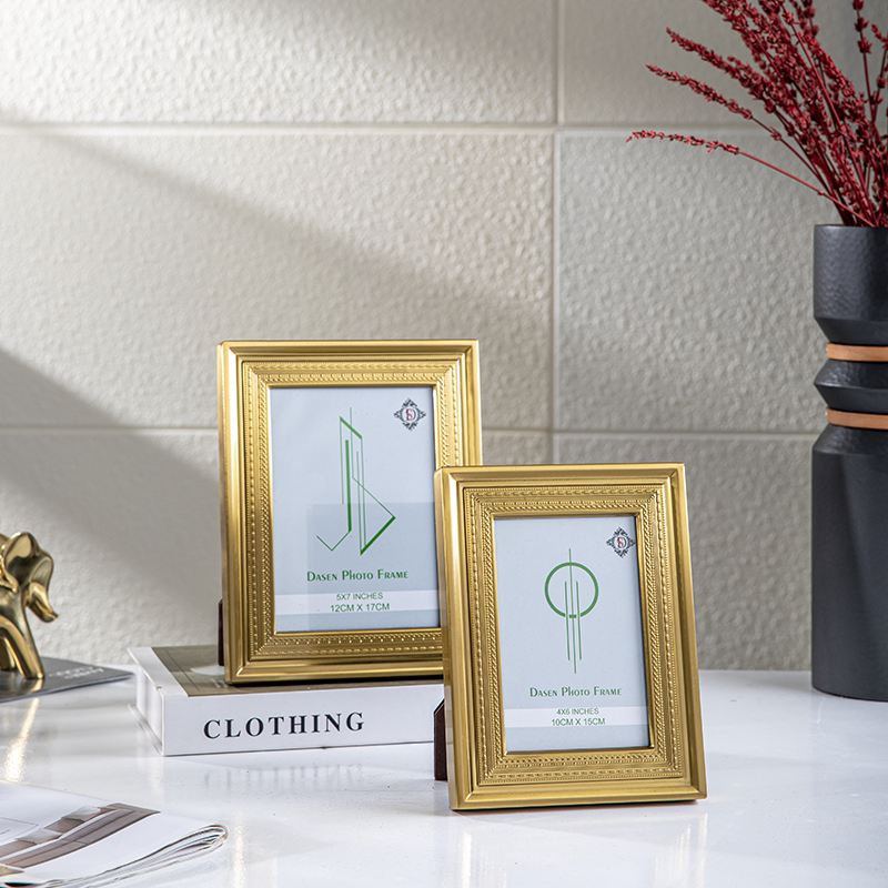 Scandinavian Accessible Luxury Brass Photo Frame 6inch 7inch Creative Home Living Room Desktop Display Wine Cabinet Entrance Hall Decoration Ornaments