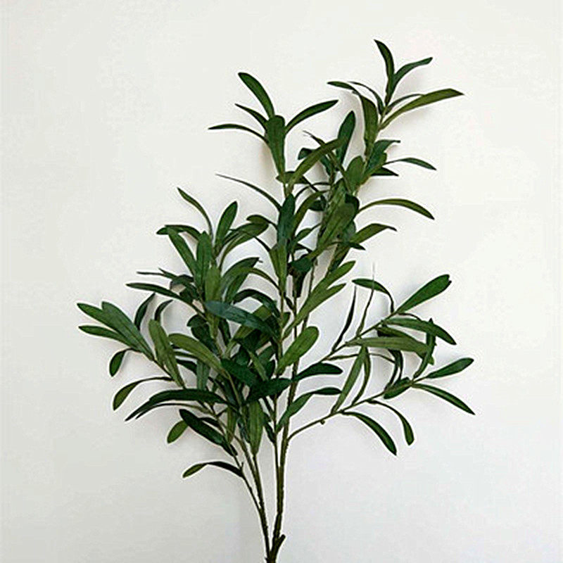 高品質の人工オリーブの枝、ユーカリの葉、金のなる木の葉は、結婚式のグリーン装飾、フラワーアレンジメント、背景装飾に適しています。
