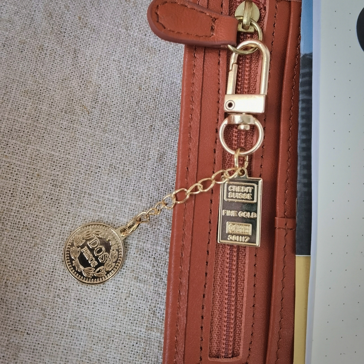 Retro - old - fashioned coin hand account hanging