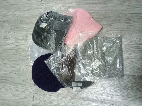 Многоцветная модная комфортная вязаная шапка для отдыха, с вышивкой