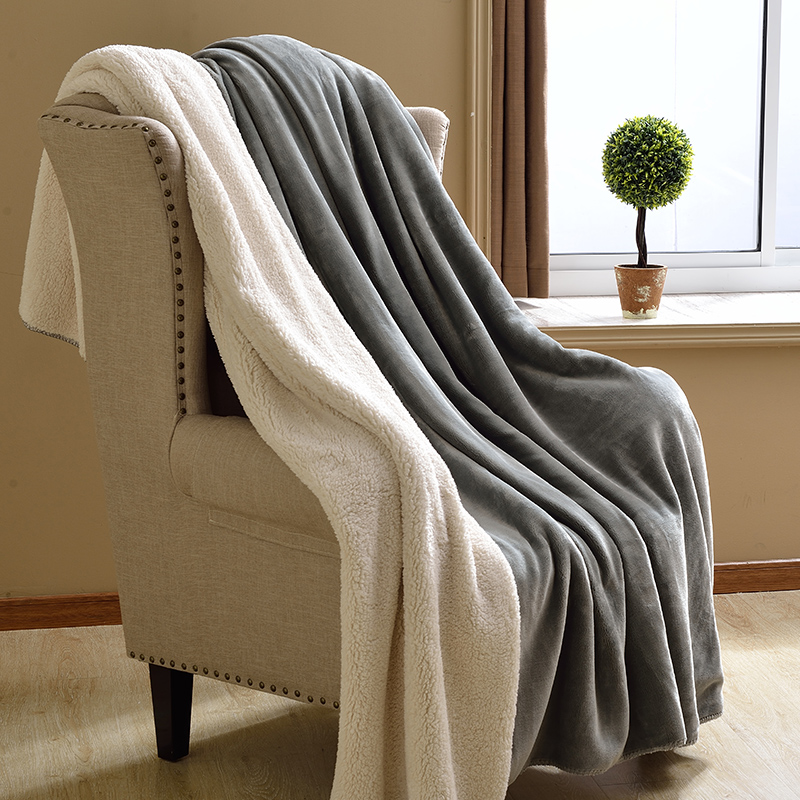 Flannel blanket quilt thickened winter lamb fleece blanket office nap sofa blanket blanket spring and autumn bed making