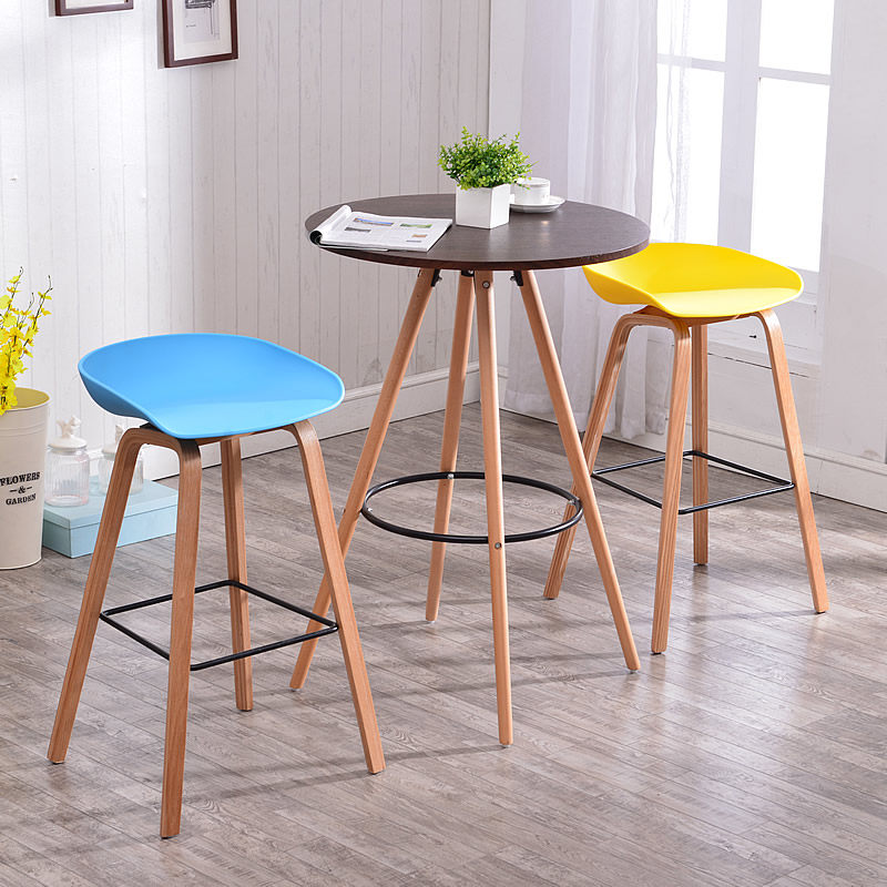 Nordic bar chair modern minimalist high stool solid wood bar stool high bar chair home light luxury bar table high chair