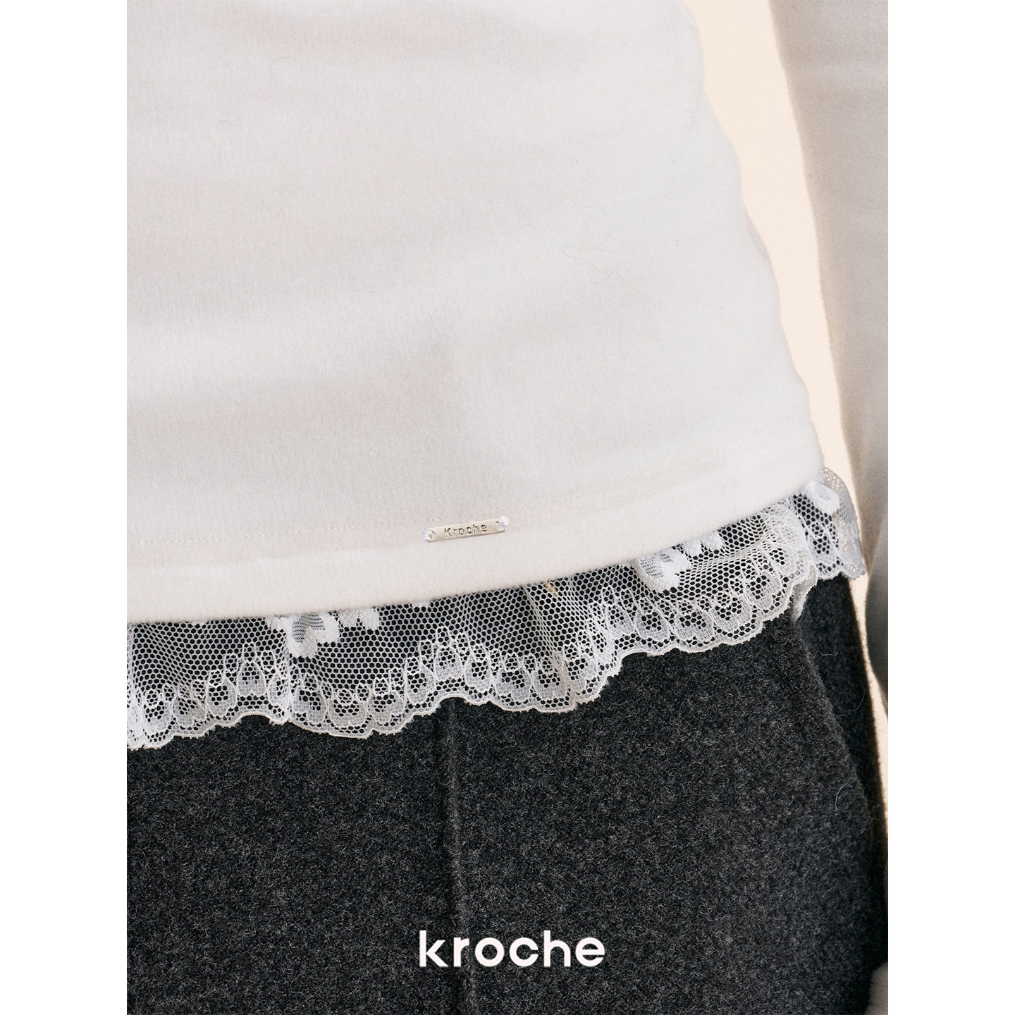 KROCHE レース 長袖 Tシャツ KE4037