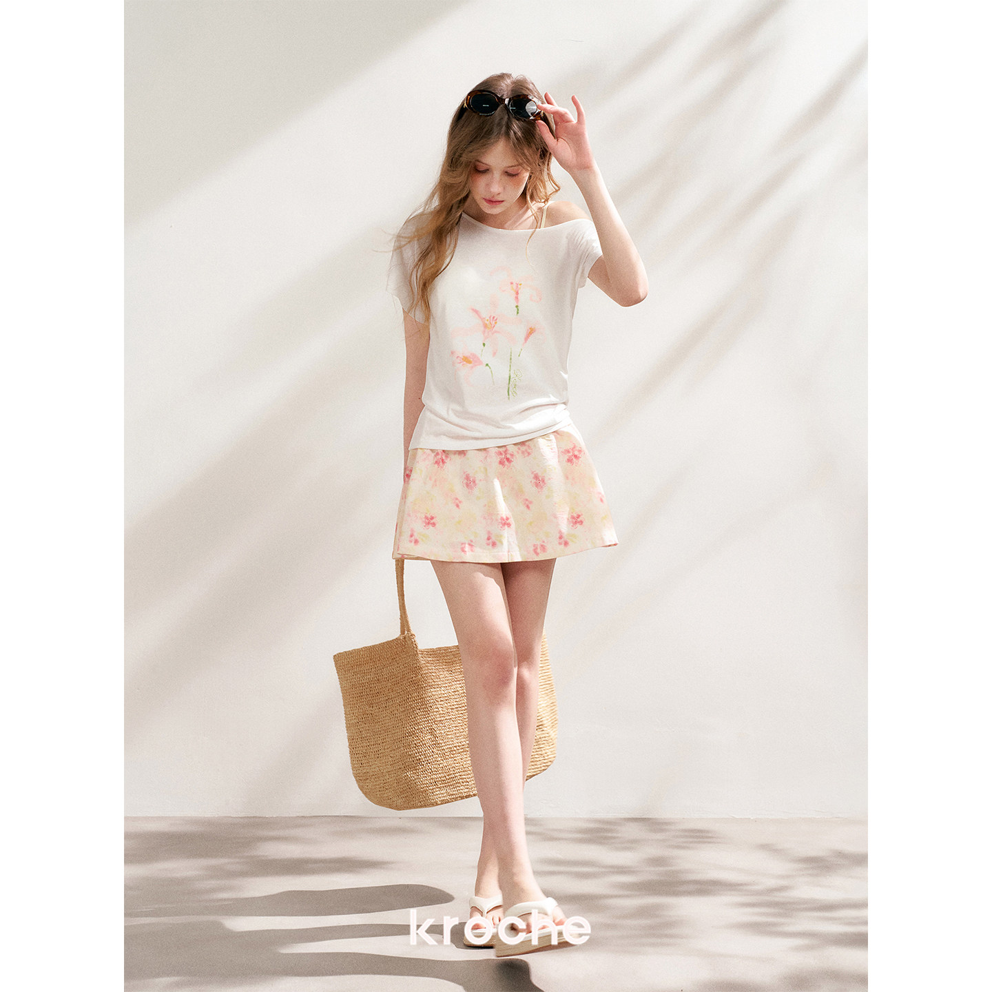KROCHE アシンメトリー プリント 半袖 Tシャツ KEC4019