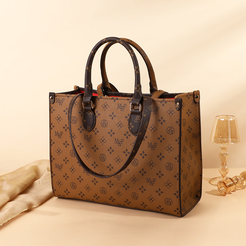 The Dnieatero DESIGNER SPECIAL CABINET BRAND GALLERY FAIRY TALES THE PRINCE PRINCESS HOW BEAUTIFUL IT IS?