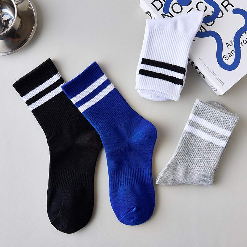 Klein Blue Socks for Men, Autumn and Winter Mid-Calf Socks, Striped Trendy Style, Student Sports White Pure Cotton Yarn Long Socks Klein Blue Socks for Men, Autumn and Winter Mid-Calf Socks, Striped Trendy Style, Student Sports White Pure Cotton Yarn Long Socks