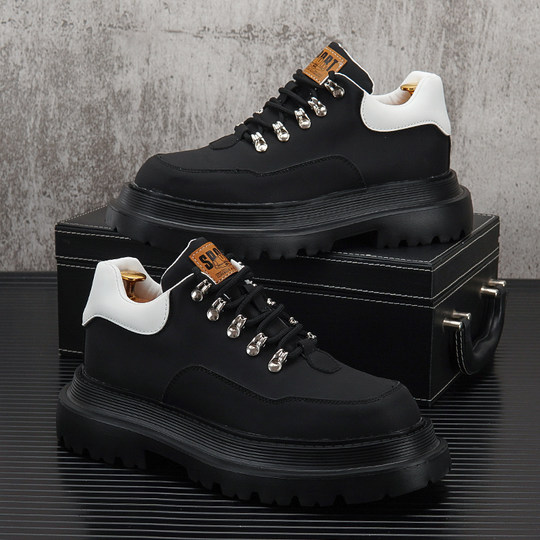 Botas Martin para hombre 2025, nuevo estilo de invierno, además de zapatos de cuero de caña alta cálidos de terciopelo, suela gruesa para hombre, zapatos blancos para hombre con realce interior