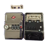 Чемодан, замок, универсальный аксессуар для ключей