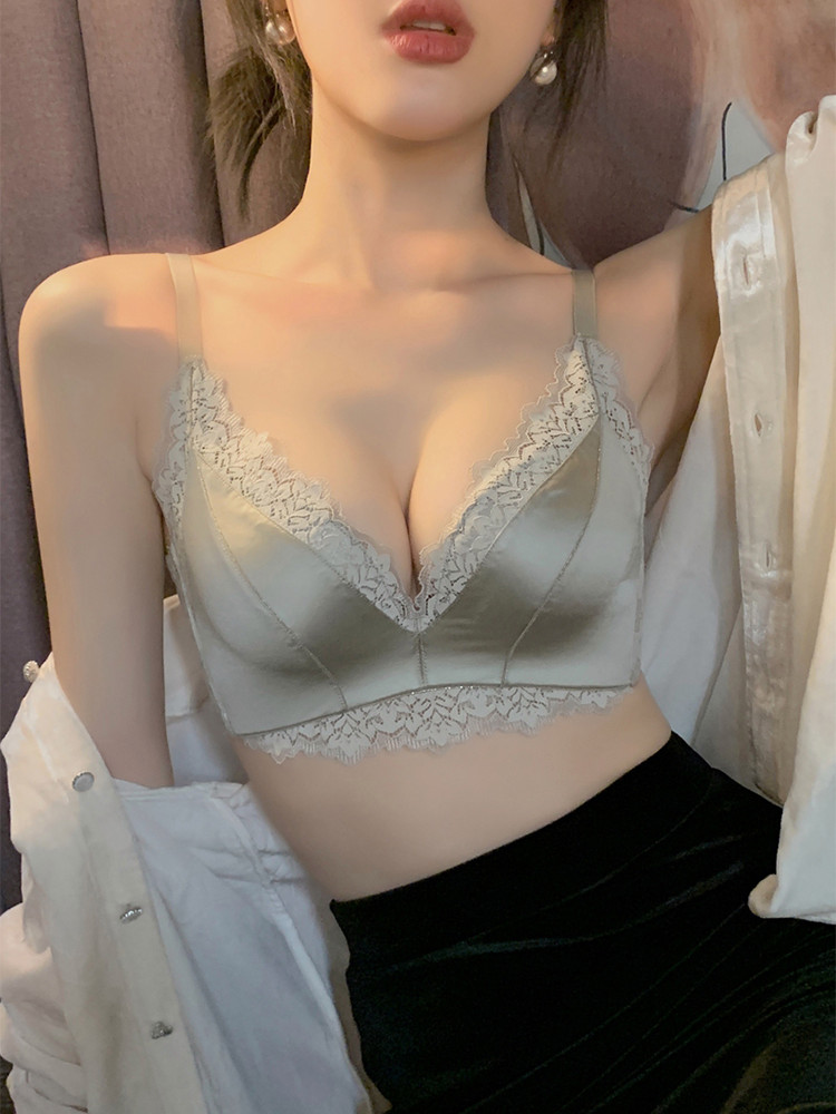 Japanese seamless underwear women's small chest gathered no steel ring sexy lace bra set with breasts anti-sagging bra