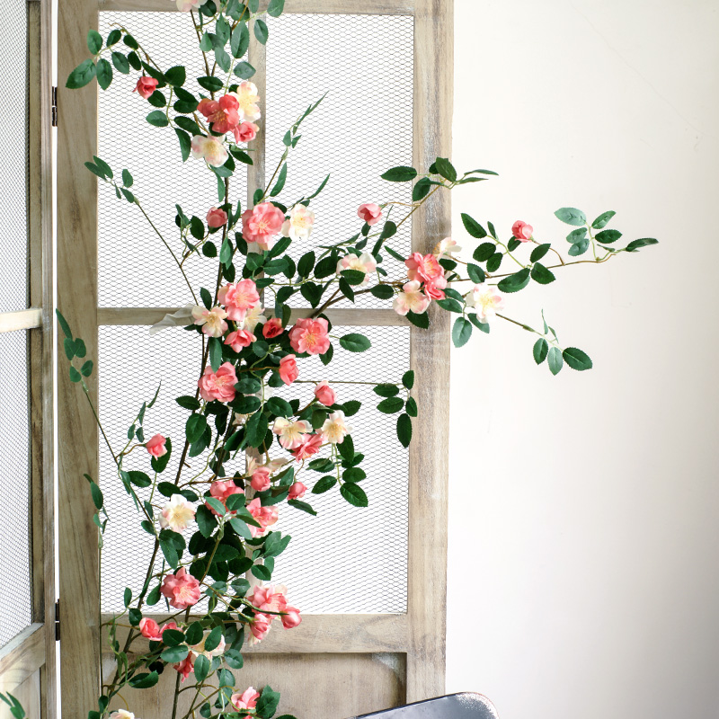 In the briar rose simulation flower vine air-conditioning pipe winding fake flower vine decoration floral background cover hanging