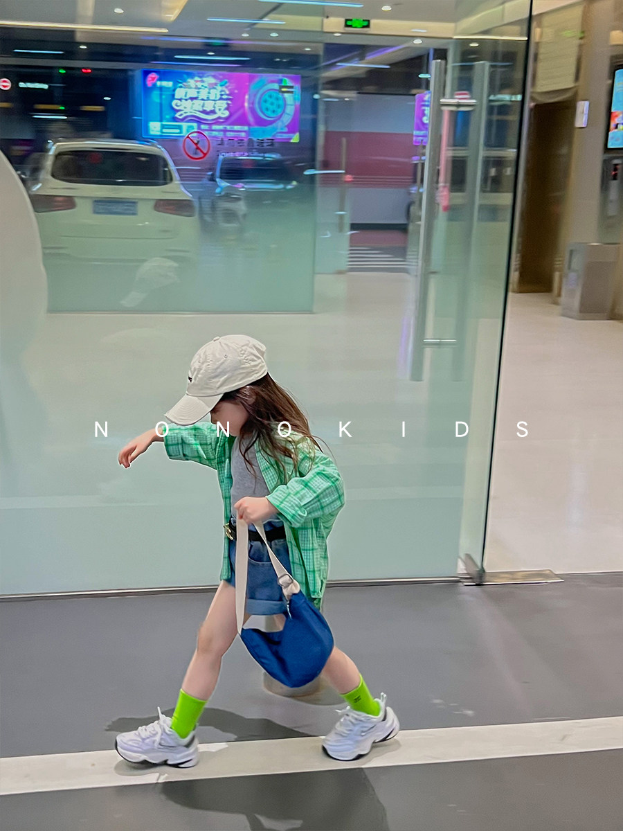 NONO KIDS Summer 2022 new Lazy Wind Girls Display White Plaid Shirt 100 Hitch Casual Blouse Sunscreen