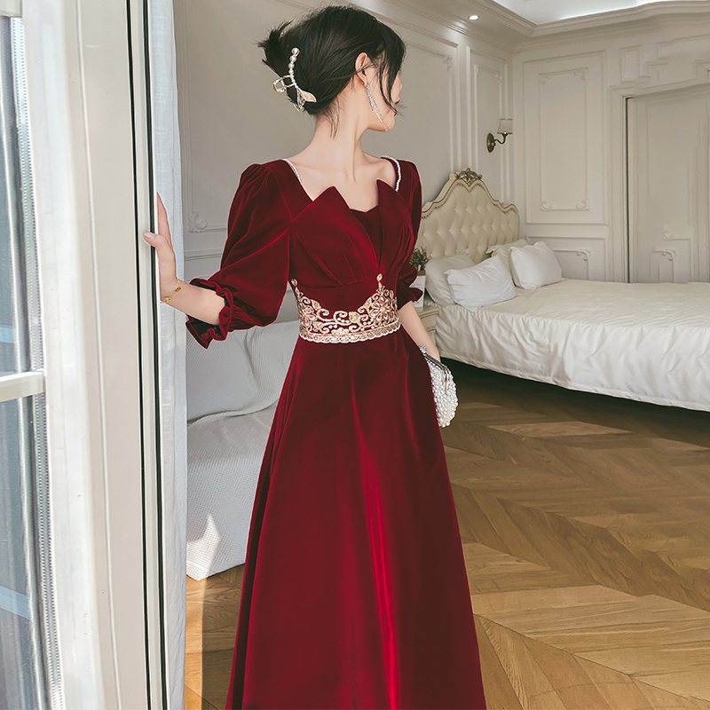 Red burgundy velvet winter evening dress, long sleeve, suitable for teen