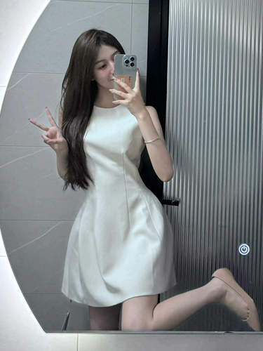 Белое платье без рукавов, летний приталенный корсет, мини-юбка, французский стиль, изысканный стиль