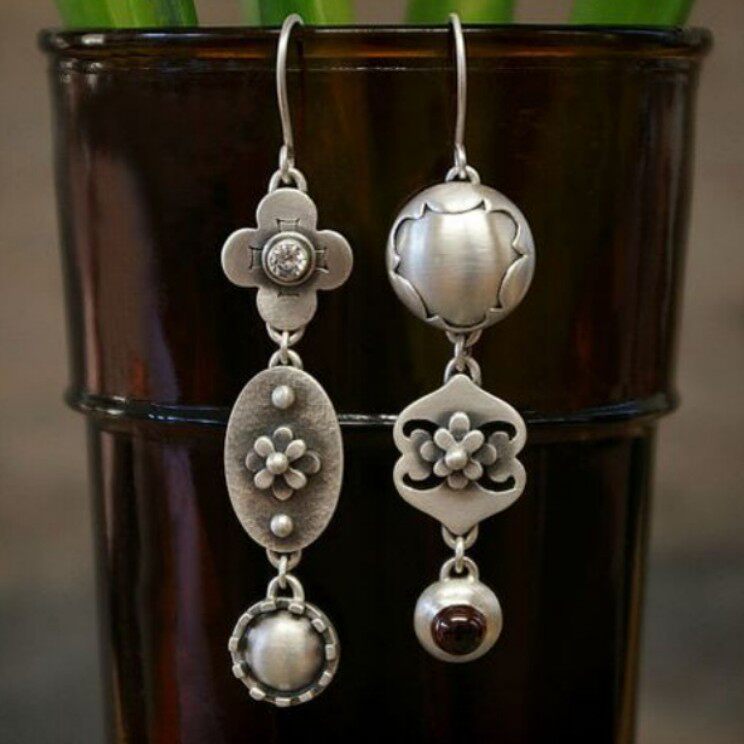 Vintage Punk Asymmetric Floral Geometric Dangle Alloy Earrings | Edgy Fashion Jewelry