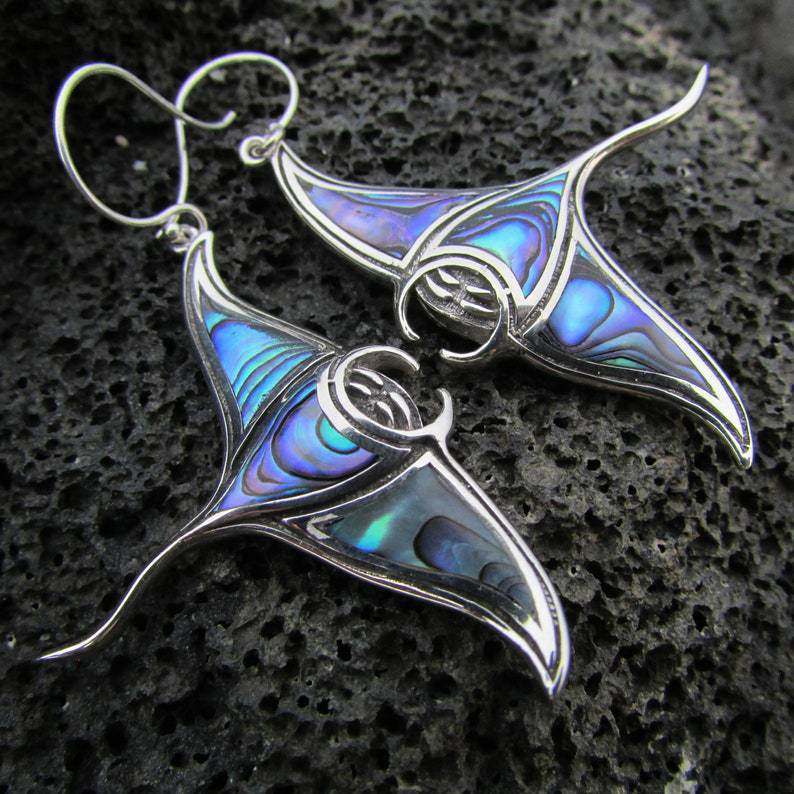 New Vintage Colorful Shell Lightning Fish Earrings Dangle Hook Earrings for Women In Stock