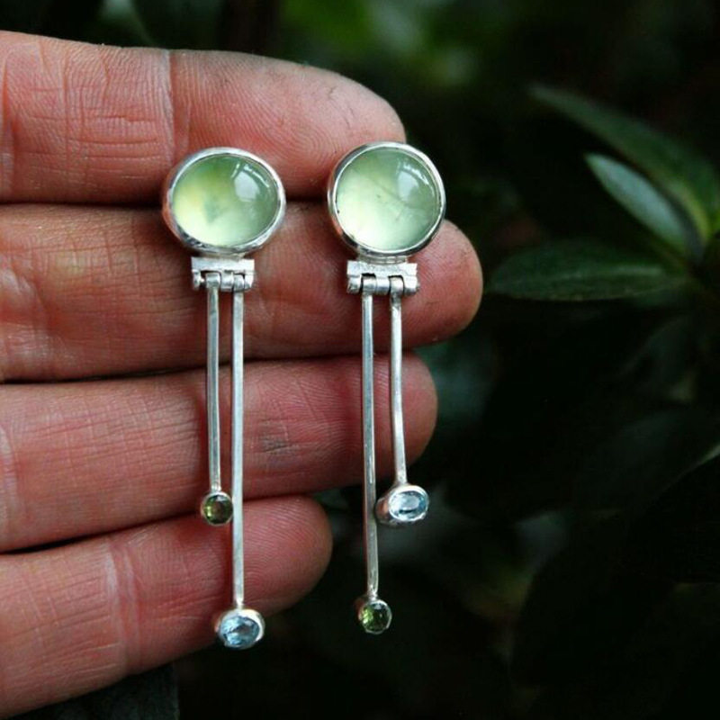 Vintage Prehnite Tassel Rhinestone-Embedded Stud Earrings Elegant Crystal Jewelry