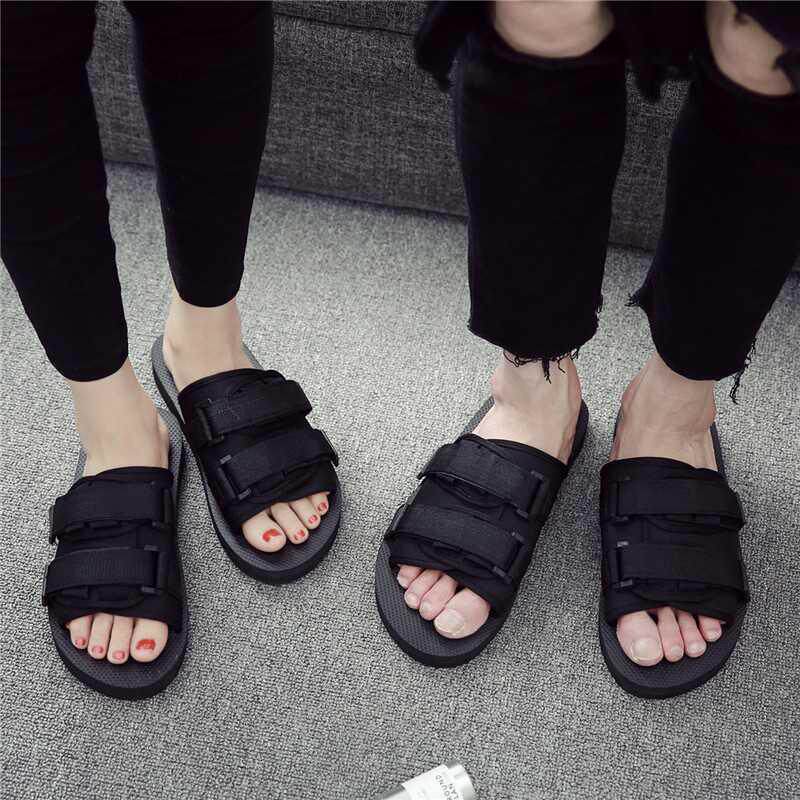 Internet celebrity sandals and slippers men's trend Korean version of the outside wear couples outdoor personality men's beach ins2021 new sandals
