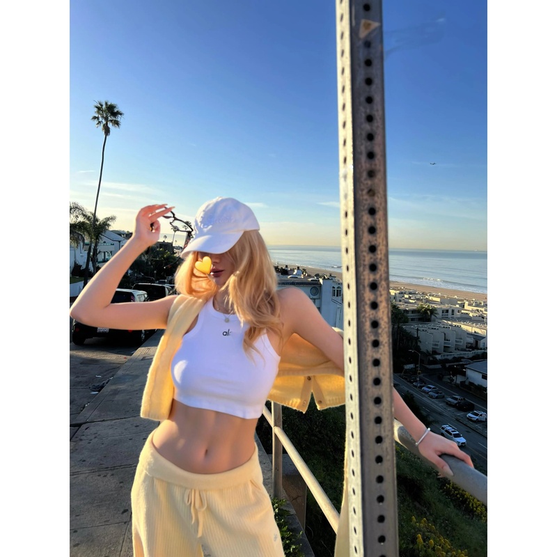 American A10Oyg Kim Ji-Soo Style Cropped Yoga Pilates Tank Top Anti-Exposure Quick-Dry Yoga Skirt Short