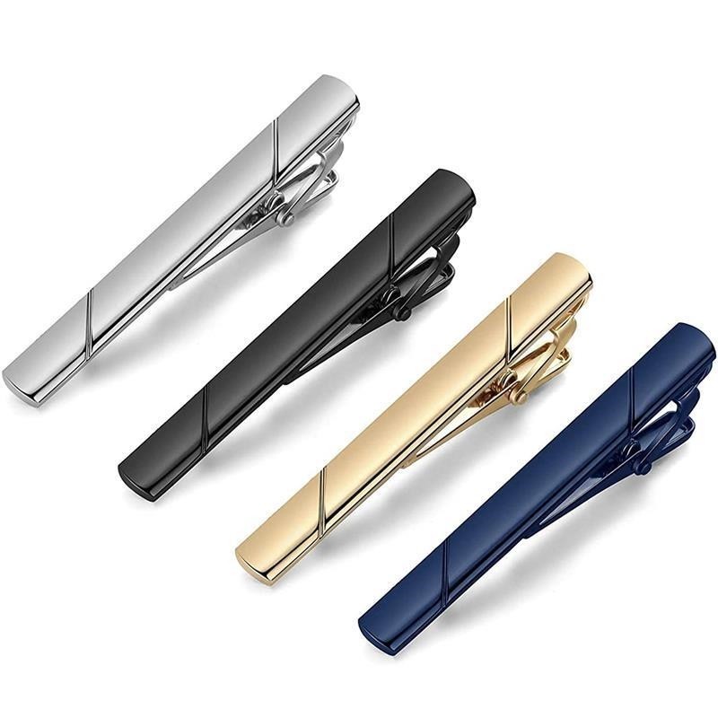 スタイリッシュな光沢ツイル素材のメンズネクタイピン。シルバー、ゴールド、真鍮製。ハイエンドなファッションビジネスネクタイピン。