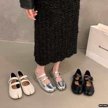 Flat Split-Toe Mary Jane Shoes for Women, Spring and Autumn 2025 New Style, Summer Shallow Mouth Horseshoe Pig's Foot Shoes